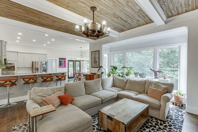 5979 Grand Loop Road, Sugar Hill, GA 30518