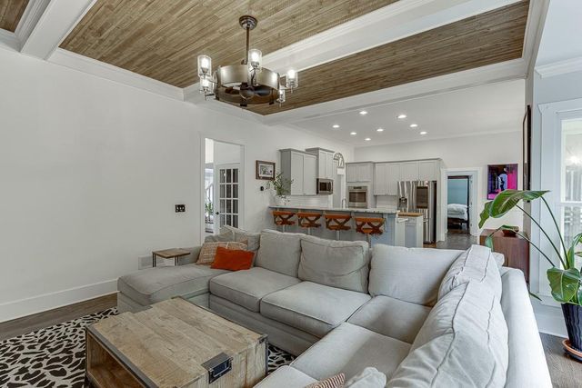 5979 Grand Loop Road, Sugar Hill, GA 30518