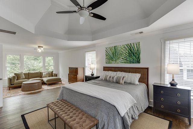 5979 Grand Loop Road, Sugar Hill, GA 30518