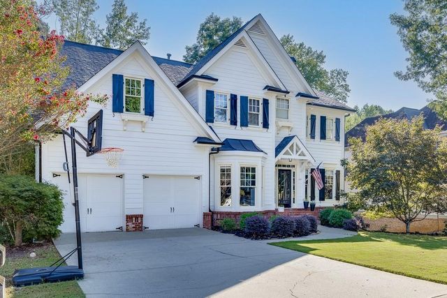 5979 Grand Loop Road, Sugar Hill, GA 30518