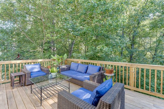 5979 Grand Loop Road, Sugar Hill, GA 30518