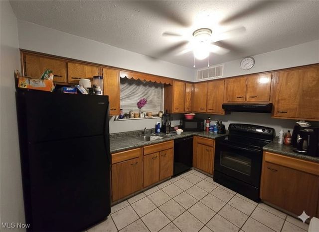 5200 Royalton Road 3A, North Royalton, OH 44133