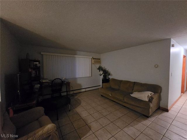 5200 Royalton Road 3A, North Royalton, OH 44133