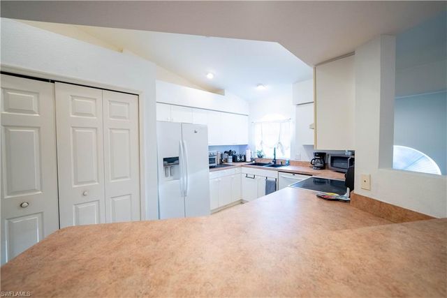3110 4th ST NW, Naples, FL 34120