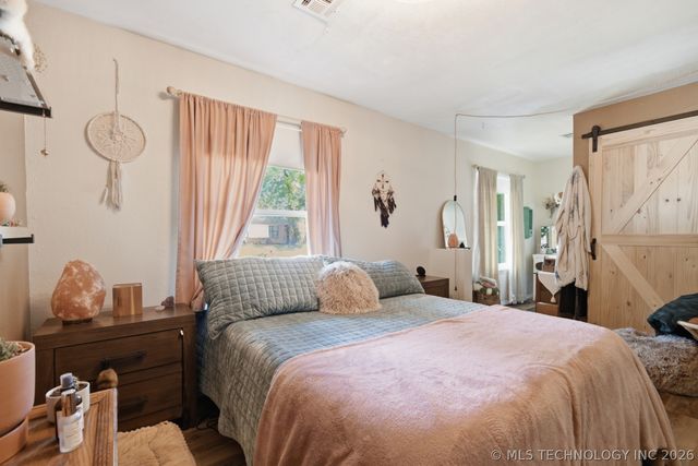 209 E Austin Street, Broken Arrow, OK 74011