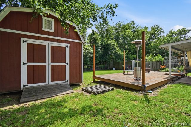 209 E Austin Street, Broken Arrow, OK 74011