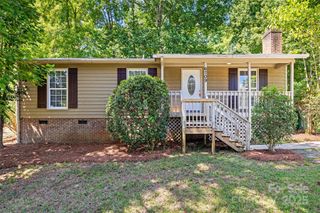 6709 Accrington Court, Charlotte, NC 28227