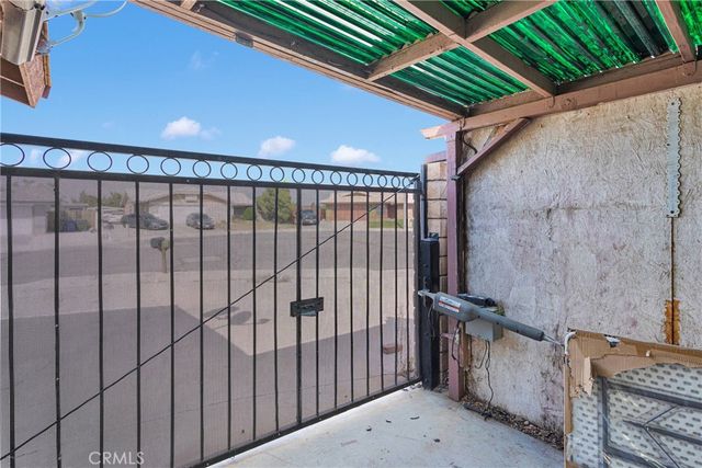 15197 Mesquite Place, Victorville, CA 92394