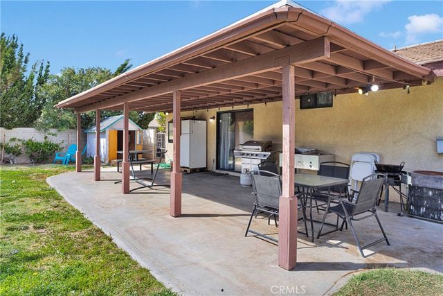 15197 Mesquite Place, Victorville, CA 92394