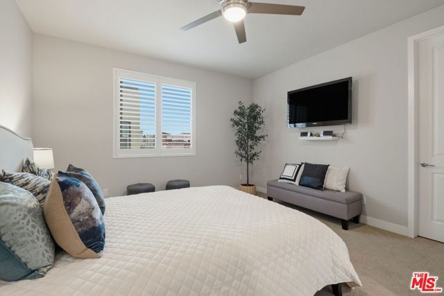 547 Daniel Freeman Circle, Inglewood, CA 90301