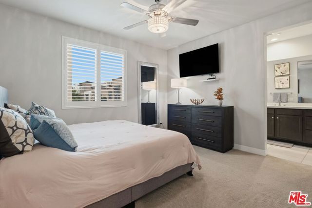 547 Daniel Freeman Circle, Inglewood, CA 90301