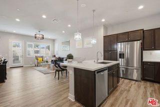 547 Daniel Freeman Circle, Inglewood, CA 90301