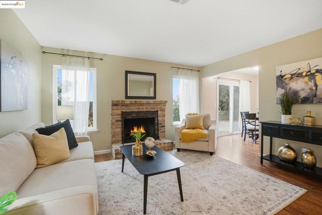 1098 Alamo Ct, Pittsburg, CA 94565