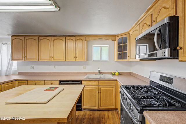 5320 W Tumbling F Street, Tucson, AZ 85713