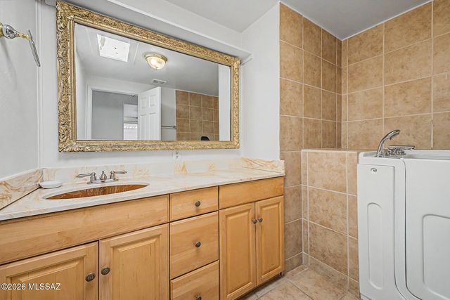 5320 W Tumbling F Street, Tucson, AZ 85713