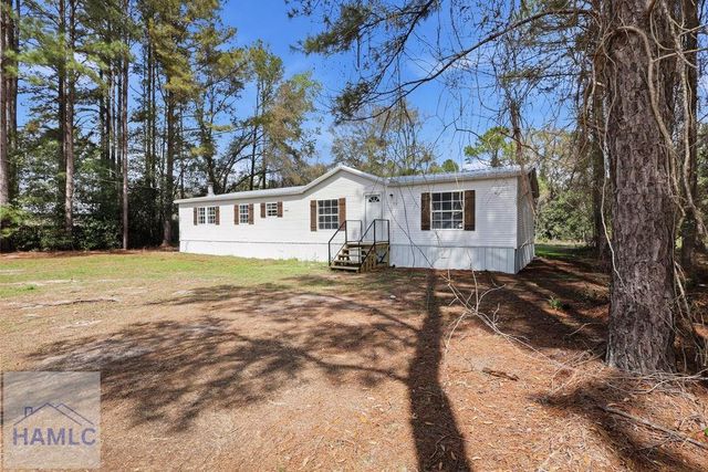 196 Barn Road Circle, Jesup, GA 31545