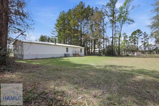 196 Barn Road Circle, Jesup, GA 31545