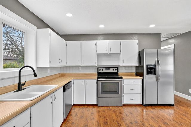 2636 N Marion Avenue, Springfield, MO 65803