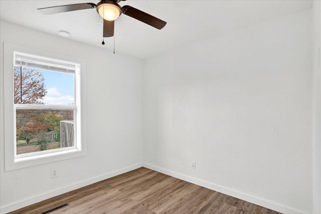 2636 N Marion Avenue, Springfield, MO 65803