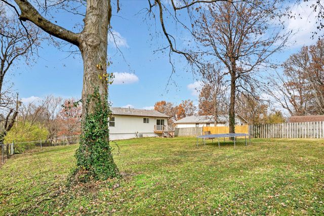 2636 N Marion Avenue, Springfield, MO 65803