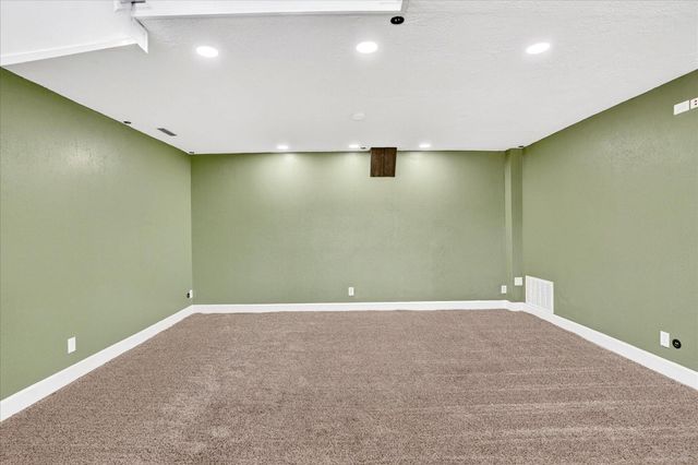 2636 N Marion Avenue, Springfield, MO 65803