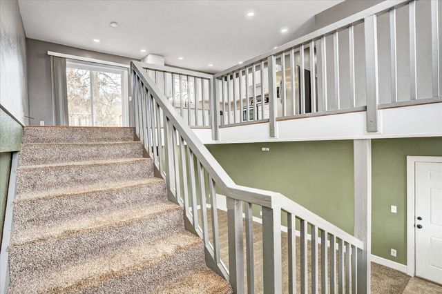 2636 N Marion Avenue, Springfield, MO 65803