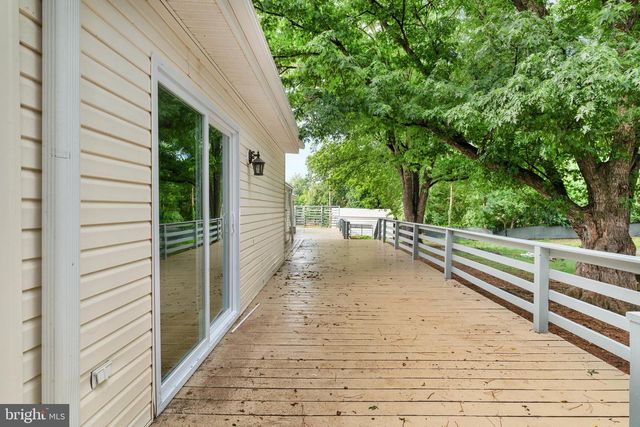 569 TRIPLE J ROAD, Berryville, VA 22611