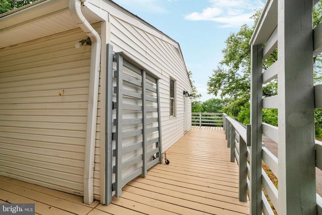569 TRIPLE J ROAD, Berryville, VA 22611