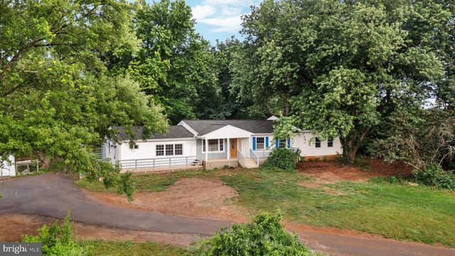 569 TRIPLE J ROAD, Berryville, VA 22611