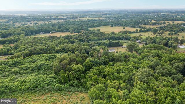569 TRIPLE J ROAD, Berryville, VA 22611