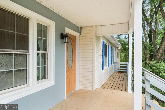 569 TRIPLE J ROAD, Berryville, VA 22611
