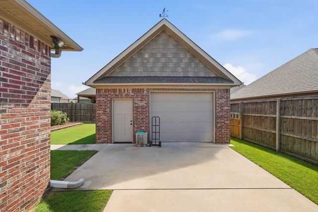 1520 Briley Drive, Conway, AR 72034