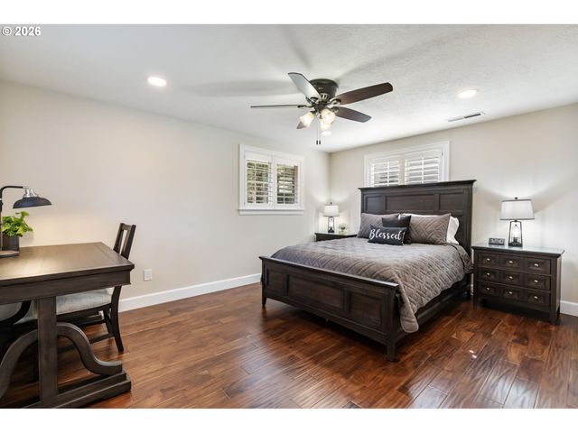 1730 Sw TURNER Rd, West Linn, OR 97068
