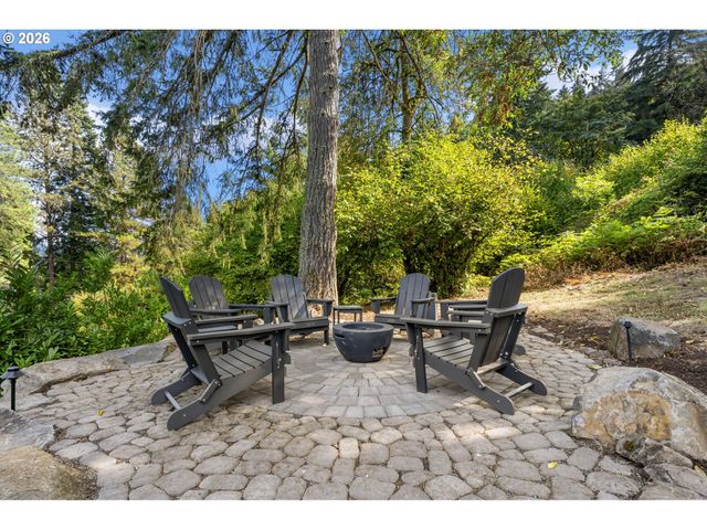 1730 Sw TURNER Rd, West Linn, OR 97068