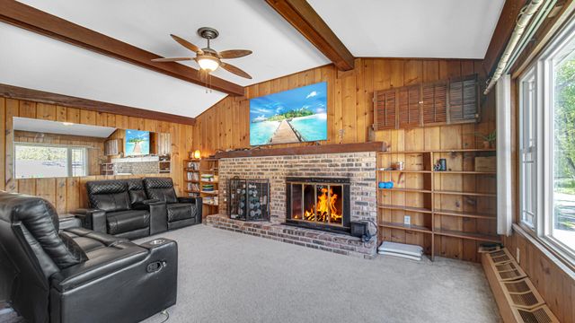 4206 Sumac Road, Valparaiso, IN 46383