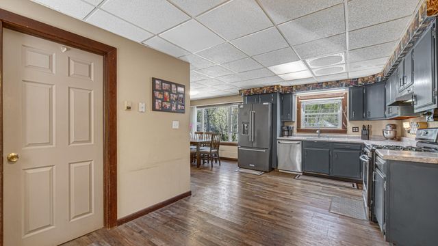 4206 Sumac Road, Valparaiso, IN 46383