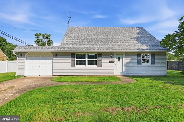 2 TIMOTHY LN, Levittown, PA 19054