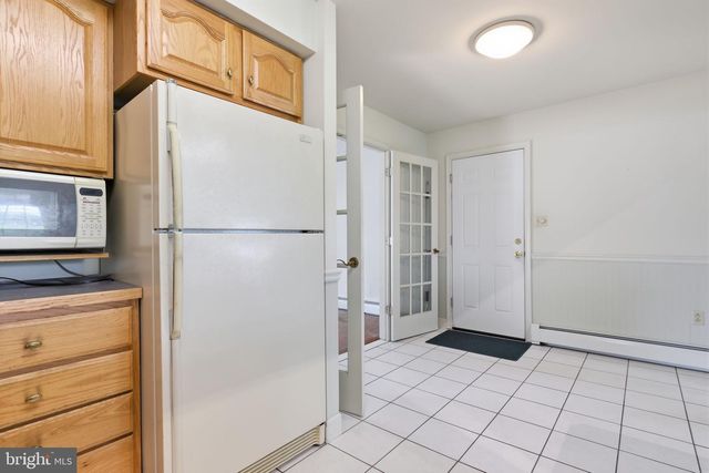 2 TIMOTHY LN, Levittown, PA 19054