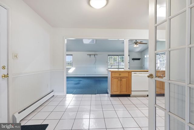 2 TIMOTHY LN, Levittown, PA 19054