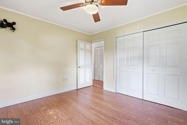 2 TIMOTHY LN, Levittown, PA 19054