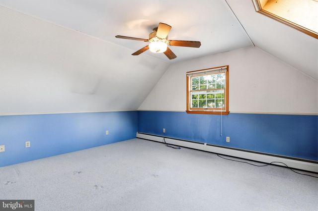 2 TIMOTHY LN, Levittown, PA 19054