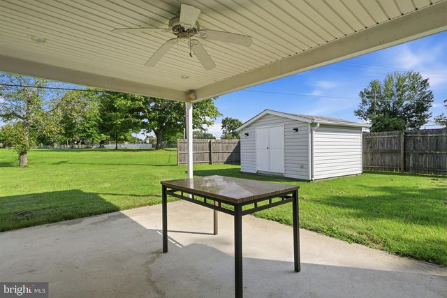 2 TIMOTHY LN, Levittown, PA 19054
