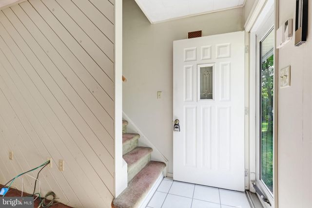 2 TIMOTHY LN, Levittown, PA 19054