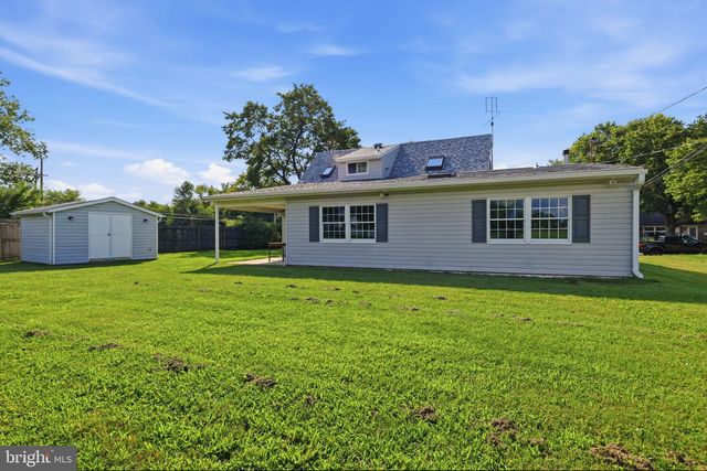 2 TIMOTHY LN, Levittown, PA 19054