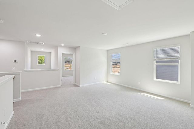 1232 Whitespire Way, Zebulon, NC 27597