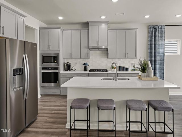1232 Whitespire Way, Zebulon, NC 27597