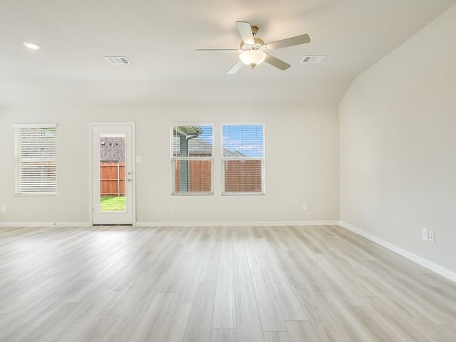 2305 Bellatrix Drive, Haslet, TX 76052