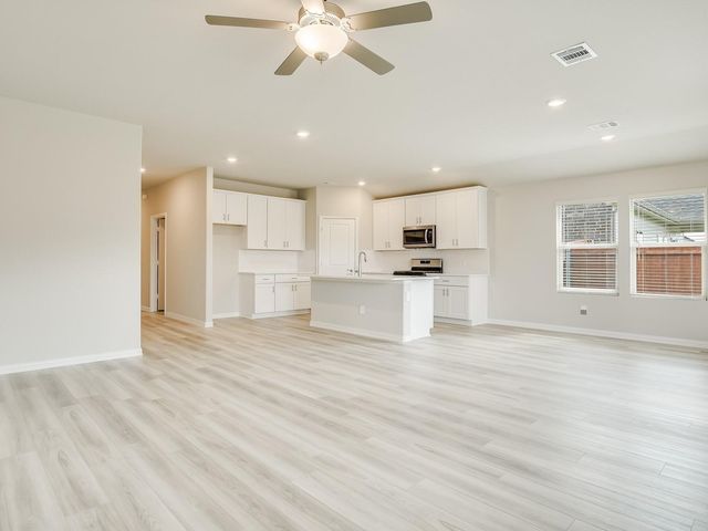 2305 Bellatrix Drive, Haslet, TX 76052