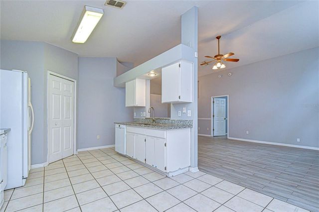 2512 GOTHAM WAY, Valrico, FL 33594