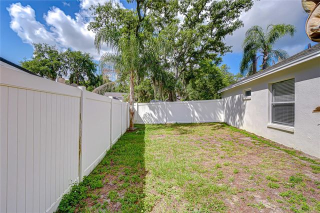 2512 GOTHAM WAY, Valrico, FL 33594